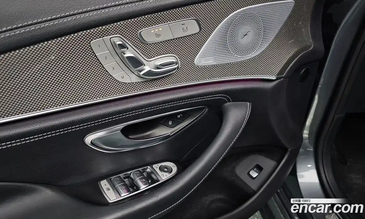 Mercedes-Benz CLS-Class 2019 1.9 Автомат в Москве № 160488, фото 17