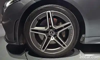 Mercedes-Benz CLS-Class 2019 1.9 Автомат в Москве № 160488, миниатюра 5