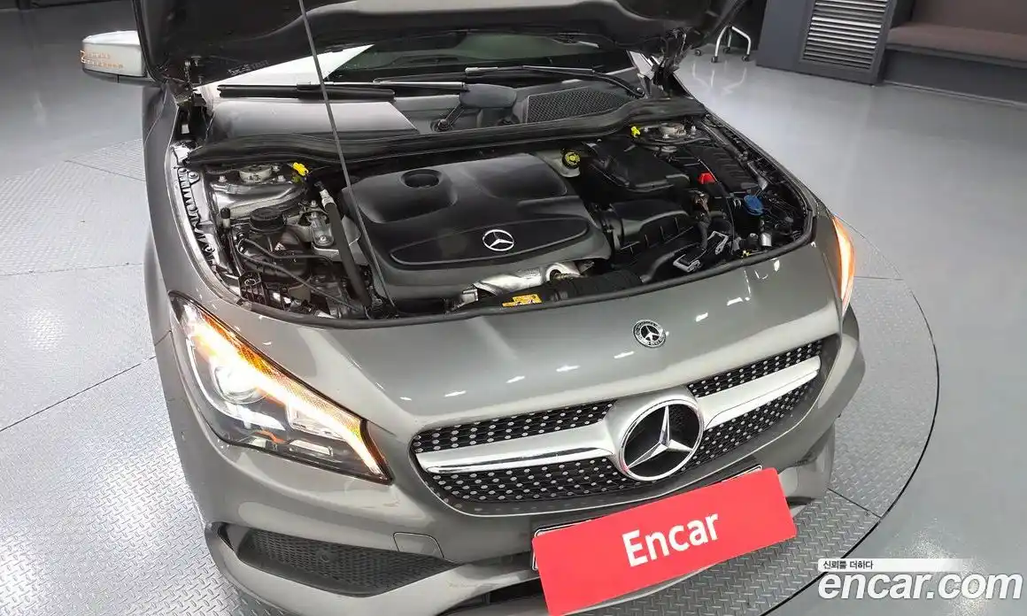 Mercedes-Benz CLA-Class 2018 2.0 Автомат в Москве № 160548, фото 17