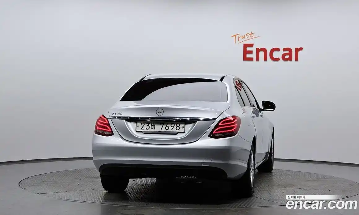 Mercedes-Benz C-Class 2015 2.0 Автомат в Москве № 160605, фото 13
