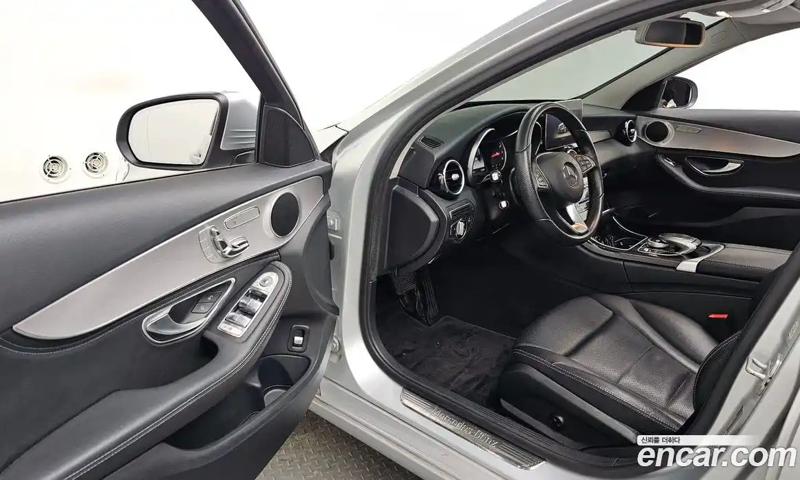 Mercedes-Benz C-Class 2015 2.0 Автомат в Москве № 160605, фото 14
