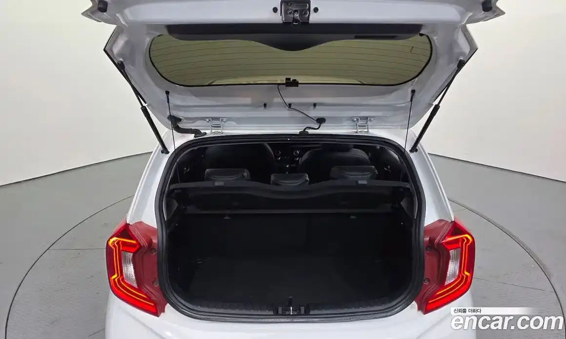 Kia Morning 2023 1.0 Автомат в Москве № 16086, фото 16