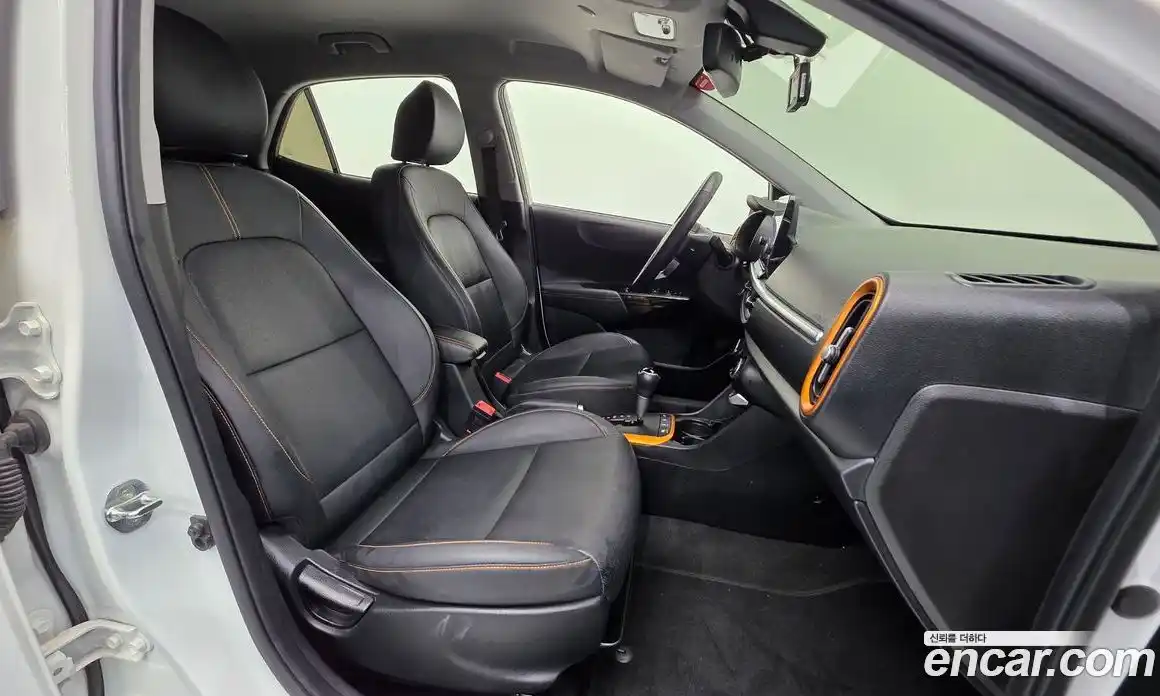 Kia Morning 2023 1.0 Автомат в Москве № 16086, фото 6