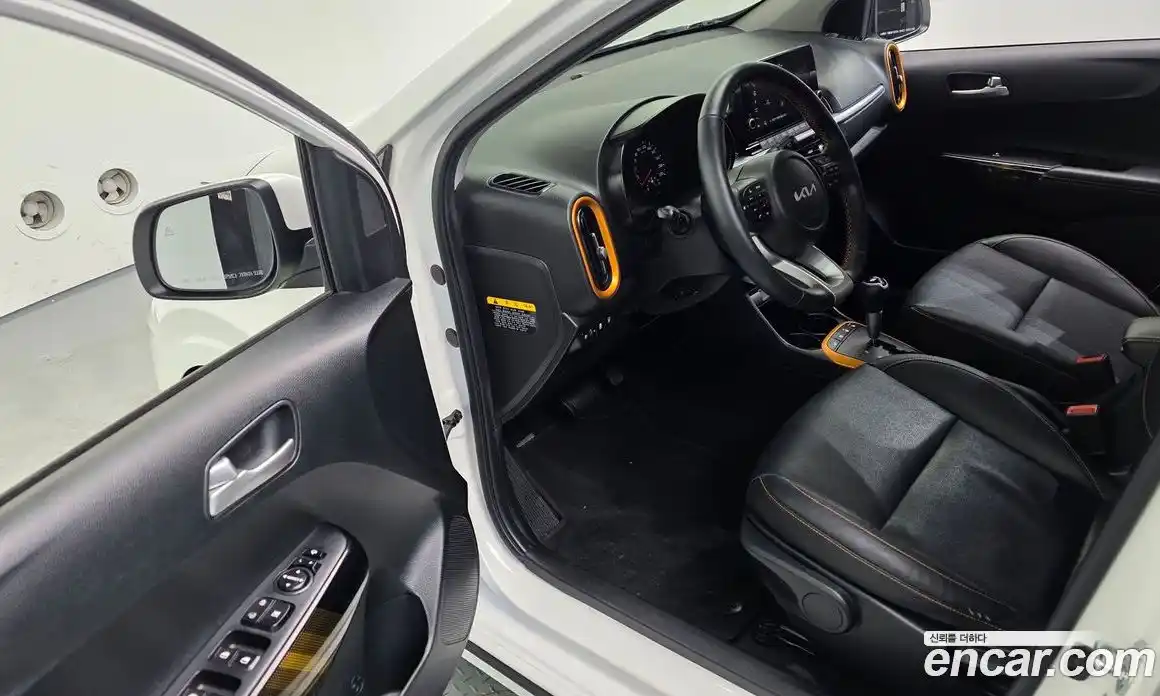 Kia Morning 2023 1.0 Автомат в Москве № 16086, фото 7