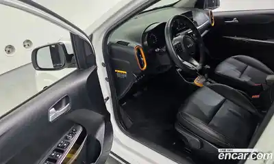 Kia Morning 2023 1.0 Автомат в Москве № 16086, миниатюра 7