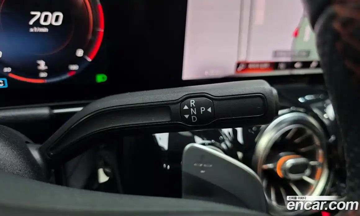 Mercedes-Benz GLA-Class 2021 2.0 Автомат в Москве № 160873, фото 9