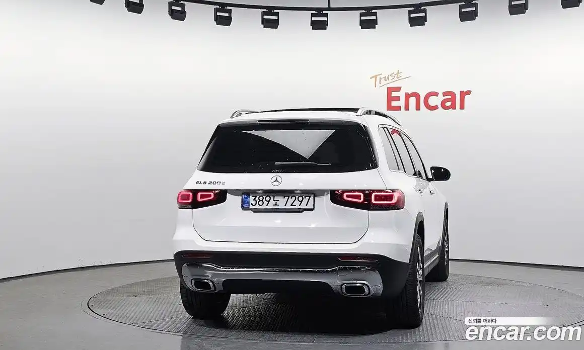 Mercedes-Benz GLB-Class 2023 1.9 Автомат в Москве № 160958, фото 13