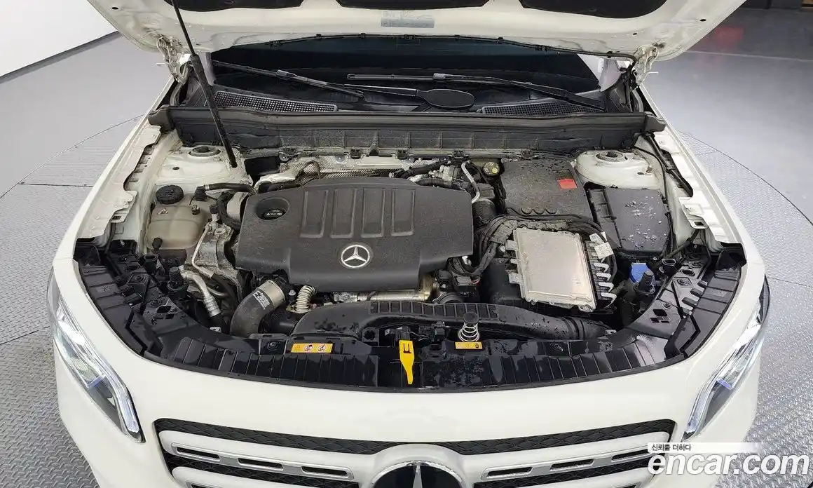 Mercedes-Benz GLB-Class 2023 1.9 Автомат в Москве № 160958, фото 14