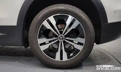 Mercedes-Benz GLB-Class 2023 1.9 Автомат в Москве № 160958, миниатюра 7