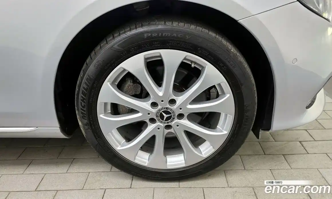 Mercedes-Benz E-Class 2017 1.9 Автомат в Москве № 161004, фото 14