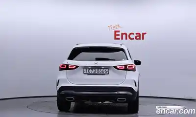 Mercedes-Benz GLA-Class, 2021