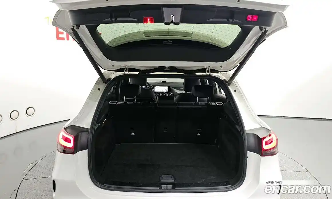 Mercedes-Benz GLA-Class 2021 2.0 Автомат в Москве № 161136, фото 11