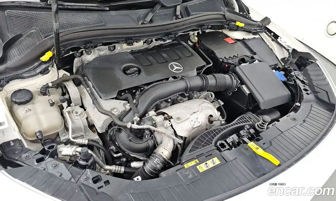 Mercedes-Benz GLA-Class 2021 2.0 Автомат в Москве № 161136, фото 17