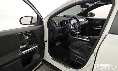 Mercedes-Benz GLA-Class 2021 2.0 Автомат в Москве № 161136, миниатюра 2