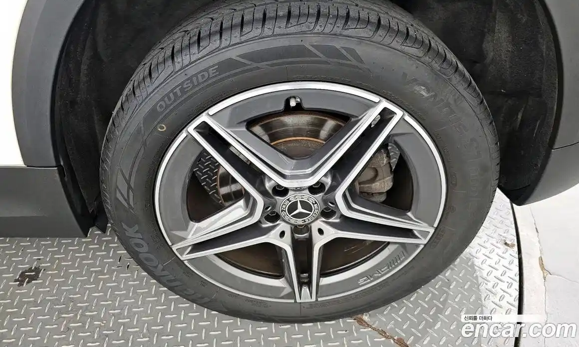 Mercedes-Benz GLA-Class 2021 2.0 Автомат в Москве № 161136, фото 10