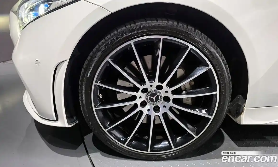 Mercedes-Benz CLS-Class 2021 3.0 Автомат в Москве № 161461, фото 3