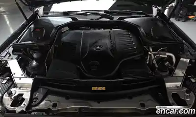 Mercedes-Benz E-Class, 2021