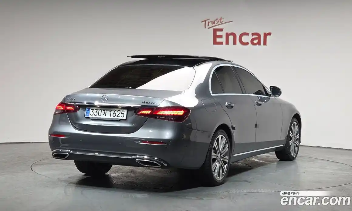 Mercedes-Benz E-Class 2021 3.0 Автомат в Москве № 161771, фото 16