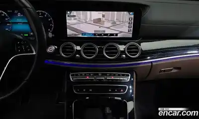 Mercedes-Benz E-Class 2021 3.0 Автомат в Москве № 161771, миниатюра 5