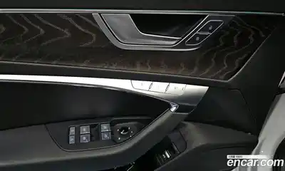 Audi A6 2021 2.0 Автомат в Москве № 162391, миниатюра 8