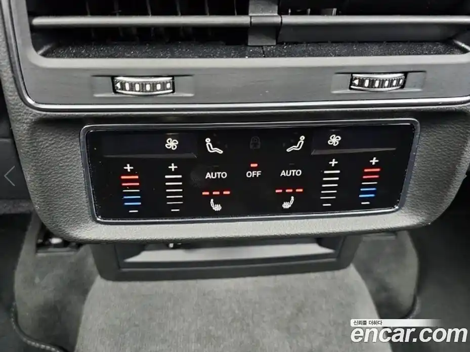 Audi Q8 2023 3.0 Автомат в Москве № 164027, фото 16