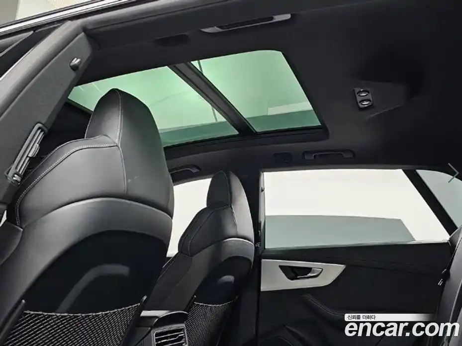 Audi Q8 2023 3.0 Автомат в Москве № 164027, фото 19