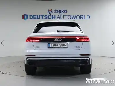 Audi Q8 2023 3.0 Автомат в Москве № 164027, миниатюра 4