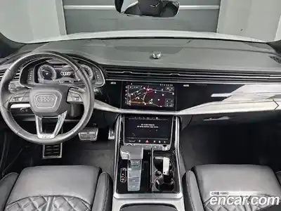 Audi Q8 2023 3.0 Автомат в Москве № 164027, миниатюра 7