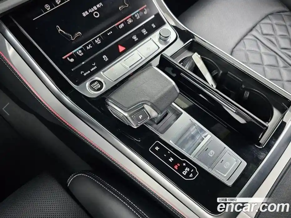 Audi Q8 2023 3.0 Автомат в Москве № 164027, фото 9