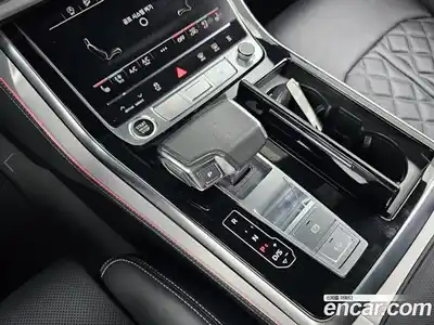 Audi Q8 2023 3.0 Автомат в Москве № 164027, миниатюра 9