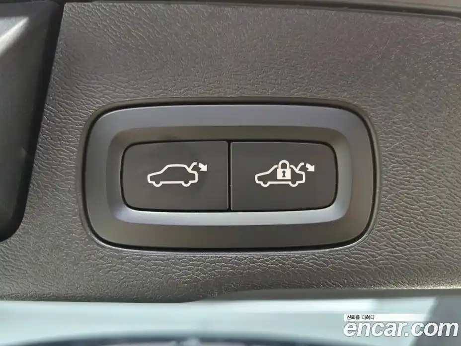 Volvo XC60 2023 2.0 Автомат в Москве № 164748, фото 19