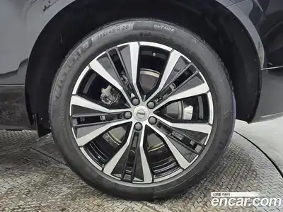 Volvo XC60 2023 2.0 Автомат в Москве № 164748, миниатюра 5