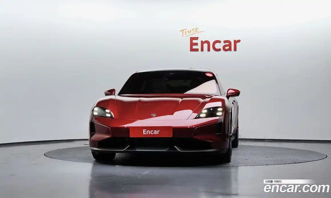 Porsche Taycan 2025 0.1 Автомат в Москве № 164887, фото 3