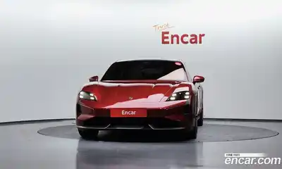 Porsche Taycan 2025 0.1 Автомат в Москве № 164887, миниатюра 3