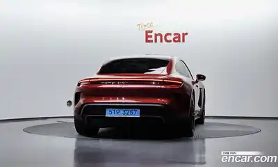 Porsche Taycan 2025 0.1 Автомат в Москве № 164887, миниатюра 4