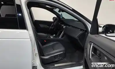 Land Rover Discovery Sport 2025 2.0 Автомат в Москве № 165938, миниатюра 10