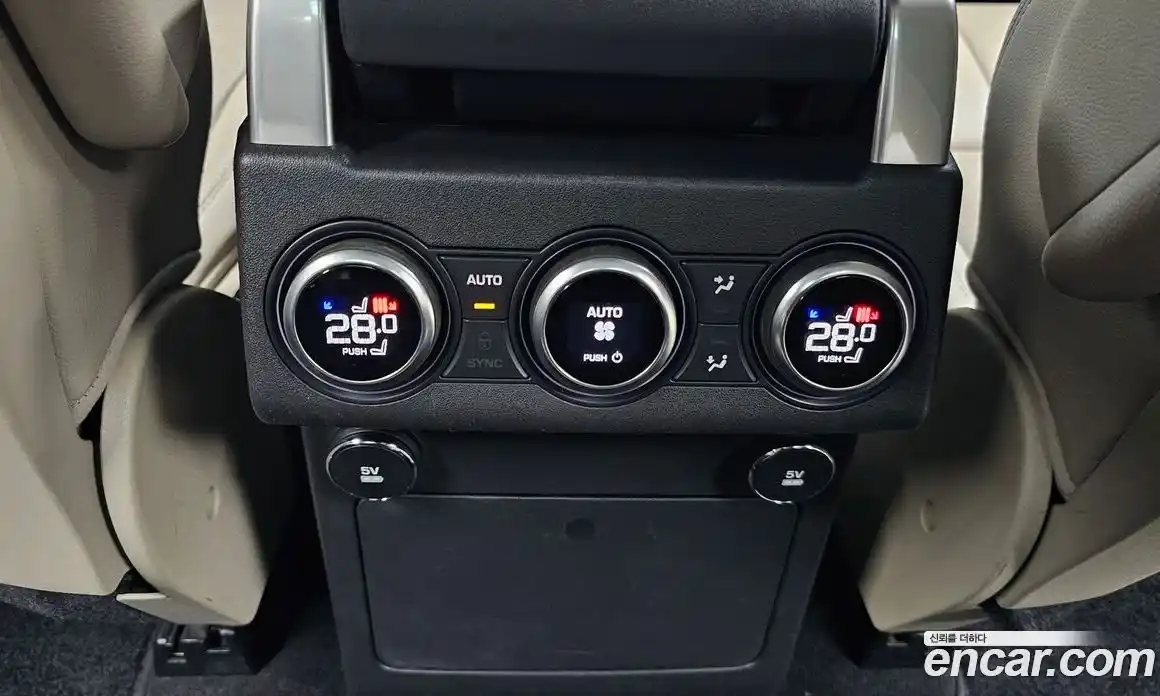 Land Rover Discovery 2018 3.0 Автомат в Москве № 166645, фото 1