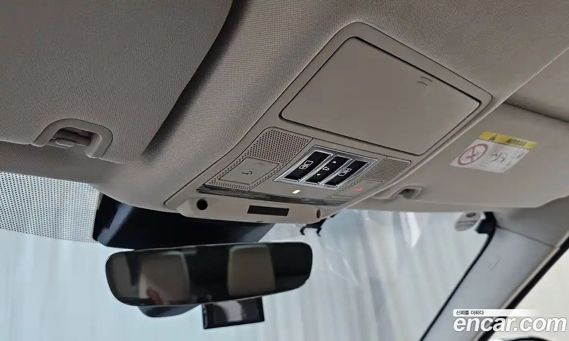 Land Rover Discovery 2018 3.0 Автомат в Москве № 166645, фото 13