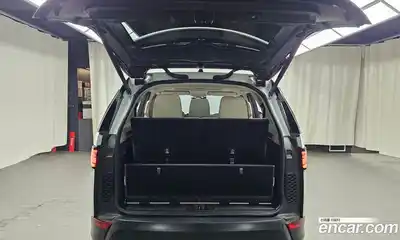 Land Rover Discovery 2018 3.0 Автомат в Москве № 166645, миниатюра 4