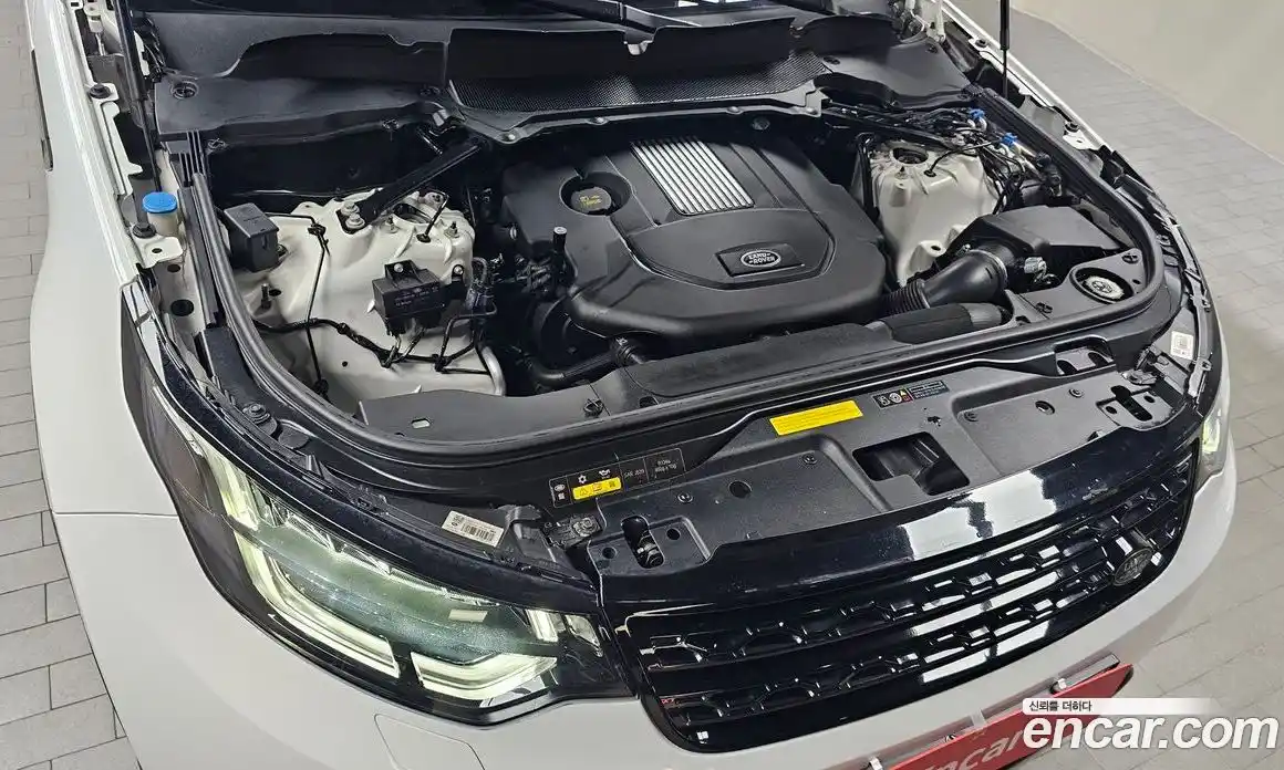 Land Rover Discovery 2018 3.0 Автомат в Москве № 166645, фото 9