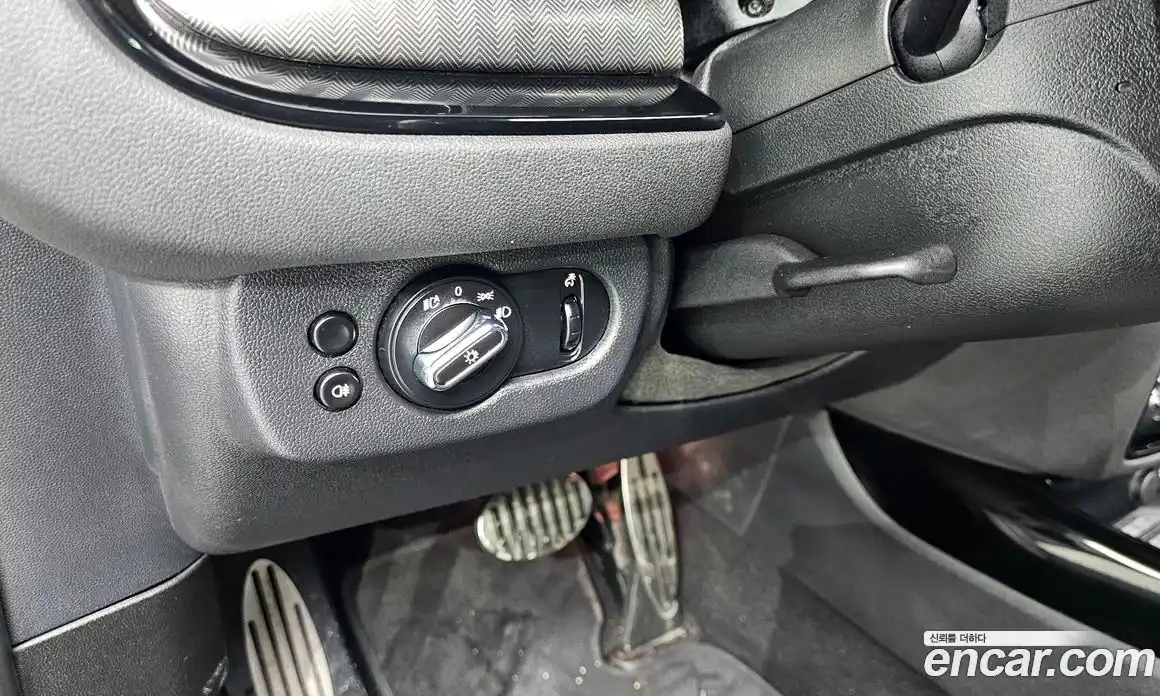 Mini Clubman 2023 2.0 Автомат в Москве № 167173, фото 7