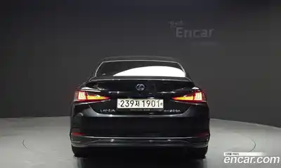 Lexus ES 2022 2.5 Автомат в Москве № 168284, миниатюра 4
