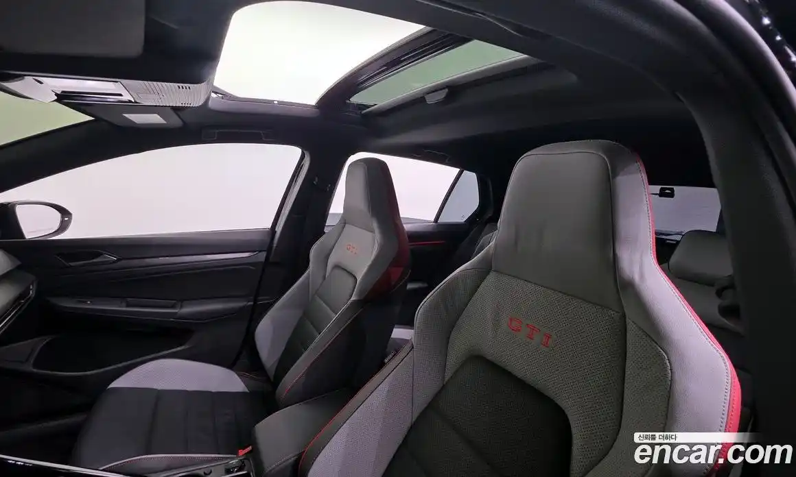 Volkswagen Golf 2024 2.0 Автомат в Москве № 168416, фото 16