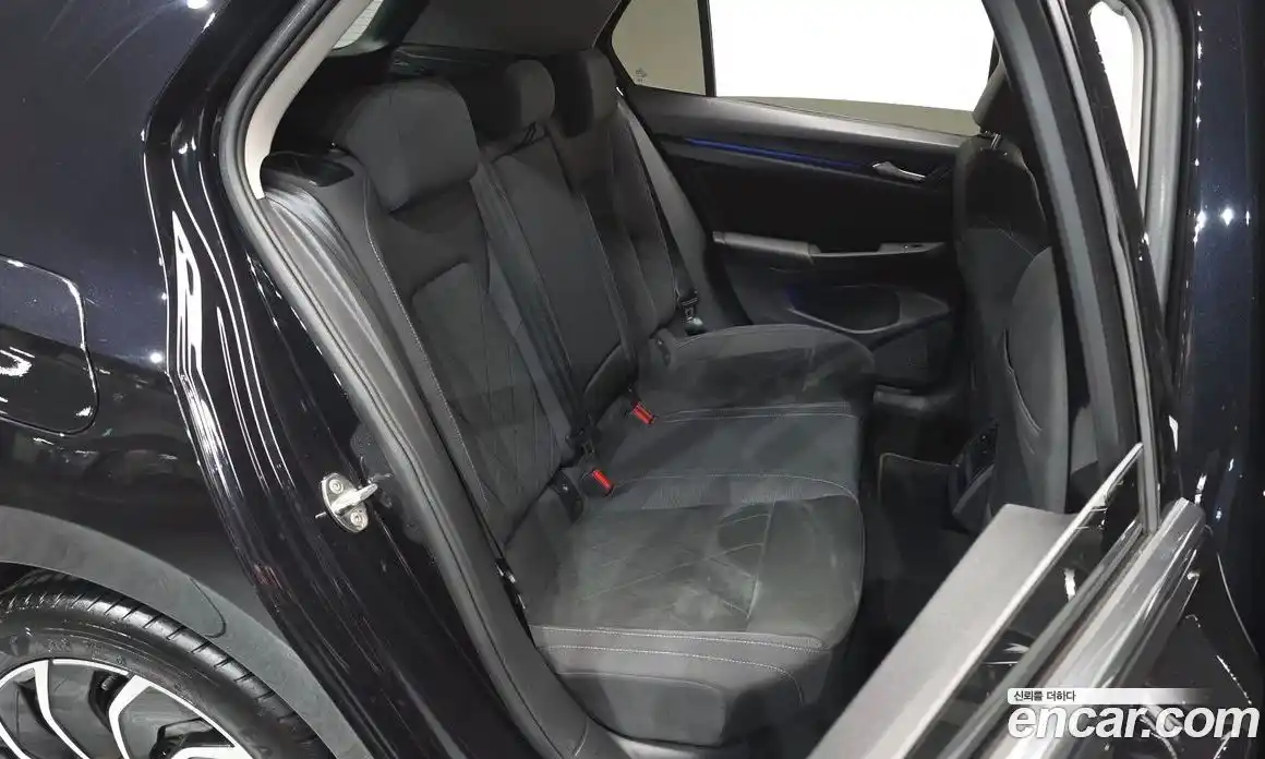 Volkswagen Golf 2024 2.0 Автомат в Москве № 168517, фото 11