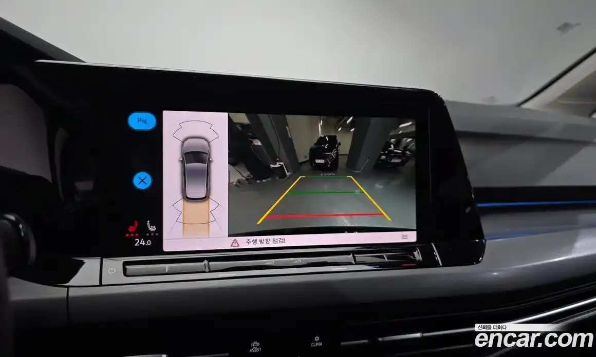 Volkswagen Golf 2024 2.0 Автомат в Москве № 168517, фото 16