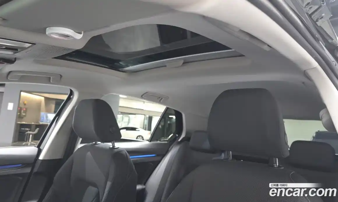 Volkswagen Golf 2024 2.0 Автомат в Москве № 168517, фото 19