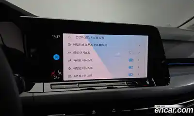 Volkswagen Golf 2024 2.0 Автомат в Москве № 168517, миниатюра 3