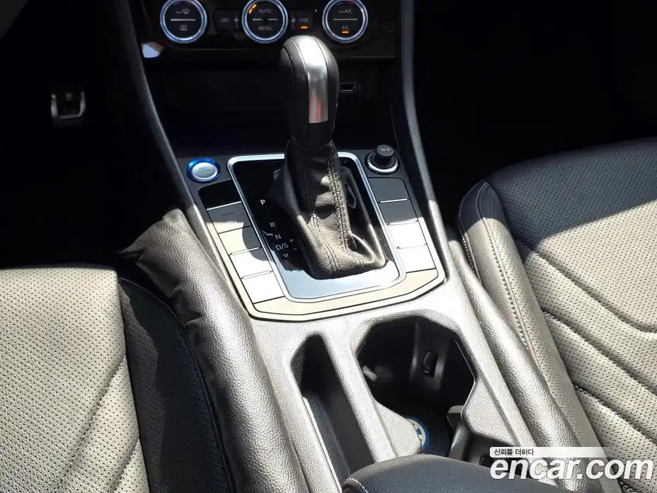 Volkswagen Jetta 2020 1.4 Автомат в Москве № 169182, фото 8