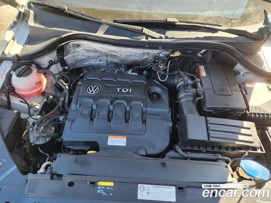 Volkswagen Tiguan 2016 2.0 Автомат в Москве № 169305, фото 18