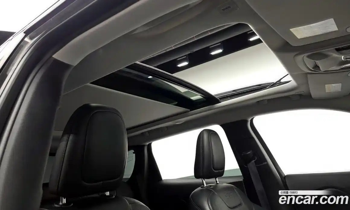 Jeep Cherokee 2019 2.4 Автомат в Москве № 169805, фото 17